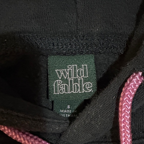 Charcoal Gray Cropped Hoodie with Pink Drawstrings - Picture 4 of 4